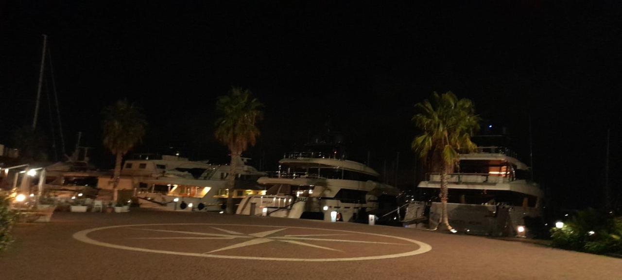 Bed And Boat Holiday Hotel Специя Екстериор снимка